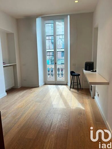 Appartamento trilocale in affitto in Viale Pasubio, Milano