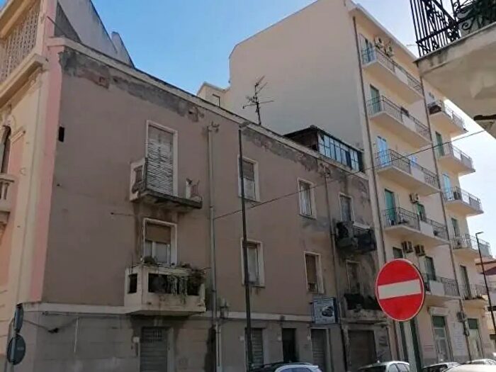 Appartamento con 10 locali in vendita in Via Mazzini, Reggio di Calabria