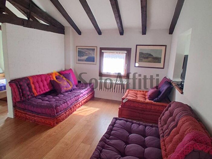 Appartamento trilocale in affitto in Via Giuseppe Mercalli, Quadronno Crocetta, Milano