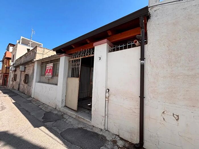 Casa quadrilocale in vendita in Via Monteverdi, Bari