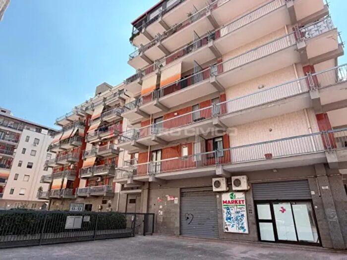 Appartamento trilocale in vendita in Via Padre Antonio da Olivadi, Foggia