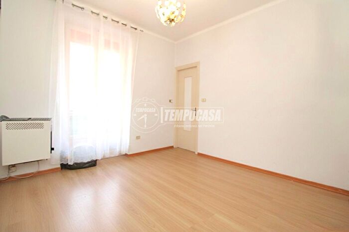 Appartamento con 5 locali in vendita in Via Mercurino Sappa, Mondovi