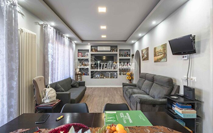 Case in Vendita e in Affitto - 3