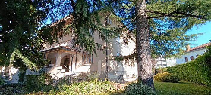 Casa con 14 locali in vendita in Via Pozzuolo, Udine