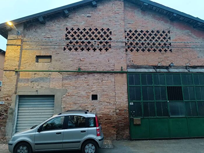 Casa monolocale in vendita in Via Omboni, Modena