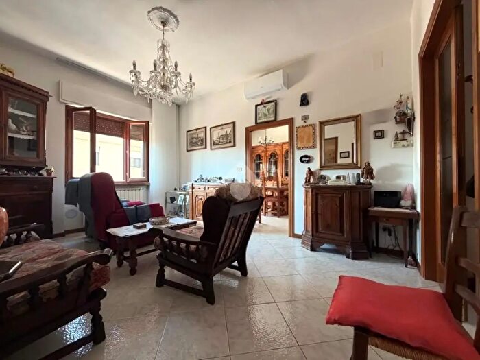 Appartamento quadrilocale in vendita in Località Ripa di Olmo, Arezzo