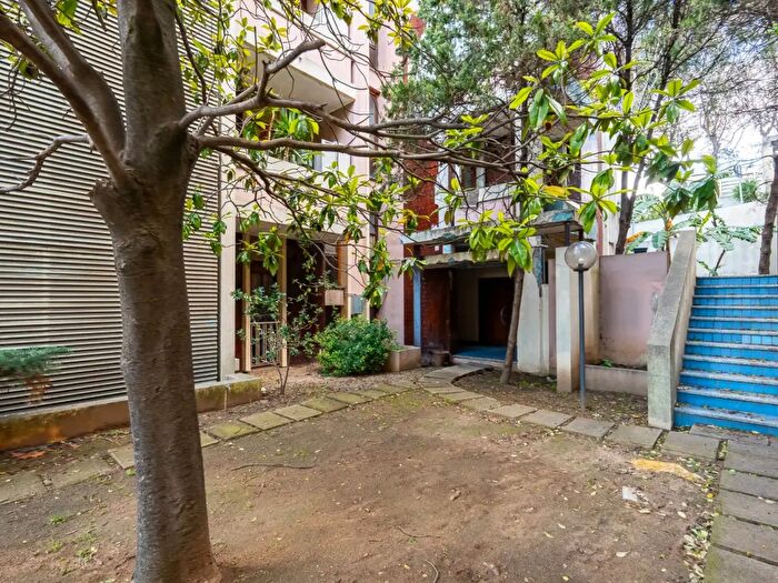 Appartamento con 6 locali in vendita in Cagliari