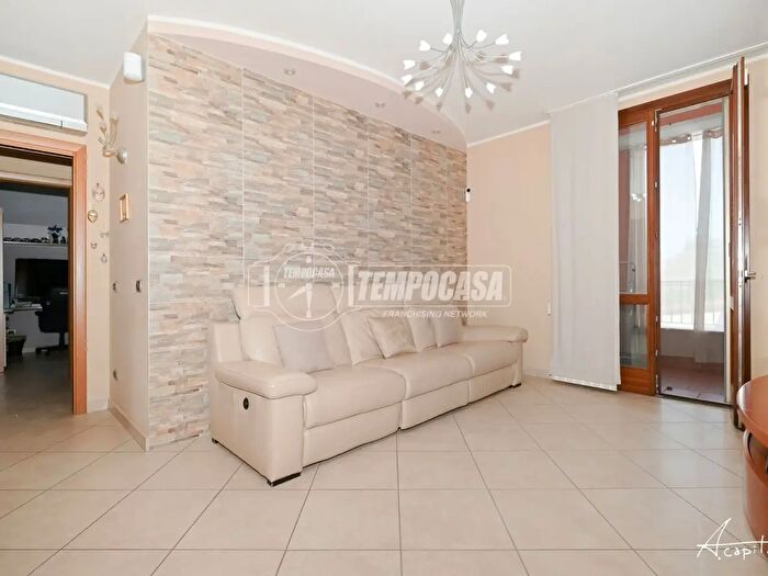 Appartamento quadrilocale in vendita in Via Pietro Mascagni, Soliera