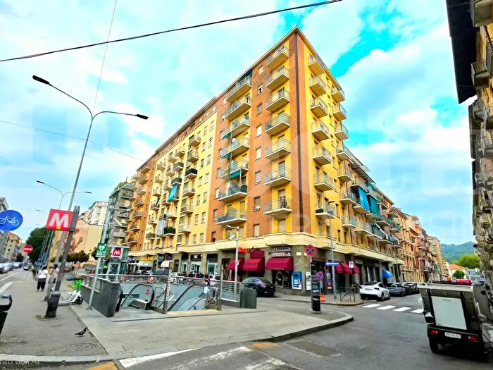 Appartamento bilocale in vendita in Via Nizza, Torino