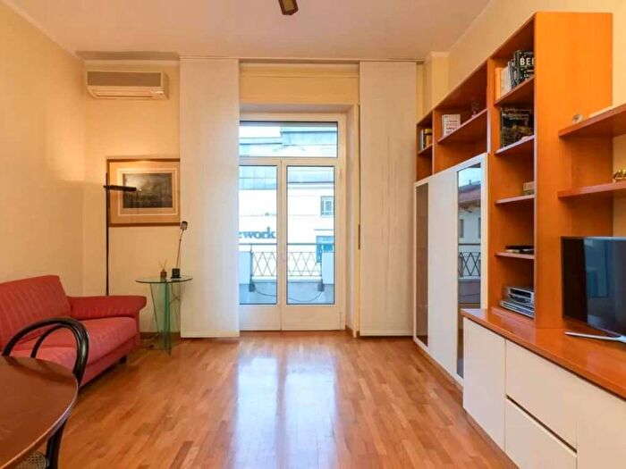 Appartamento bilocale in affitto in Via San Marco, Turati, Milano