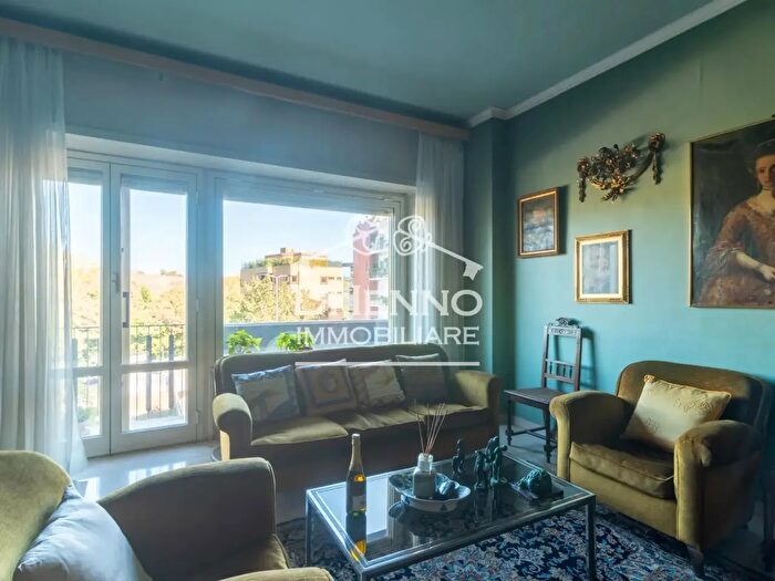 Appartamento con 5 locali in vendita in Roma