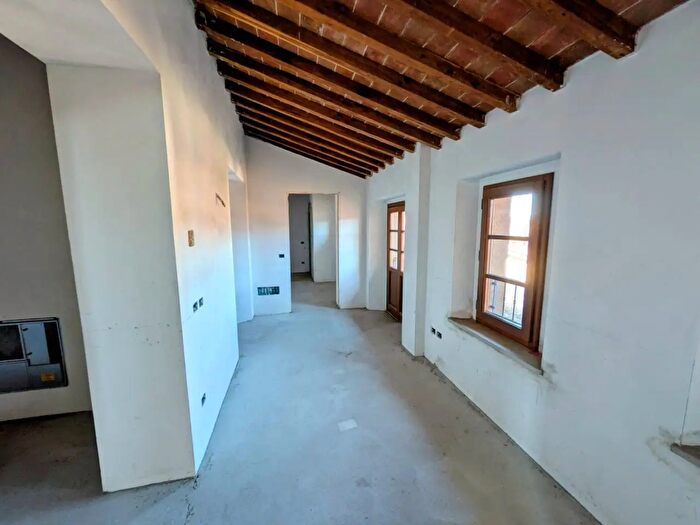 Appartamento quadrilocale in vendita in Via Fa, Figline e Incisa Valdarno