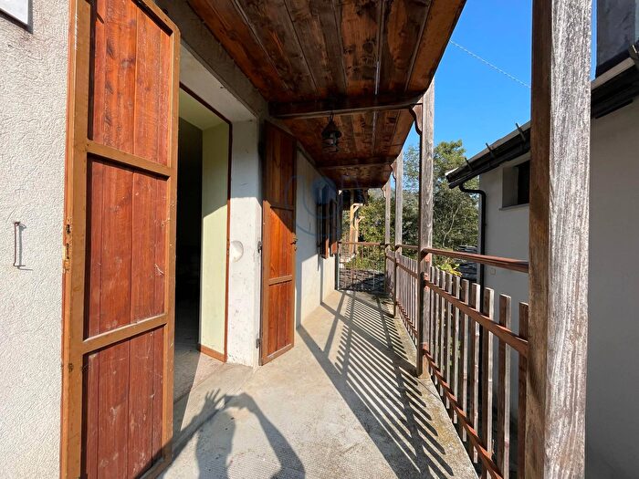 Appartamento trilocale in vendita in Borgata Viretta, Giaveno