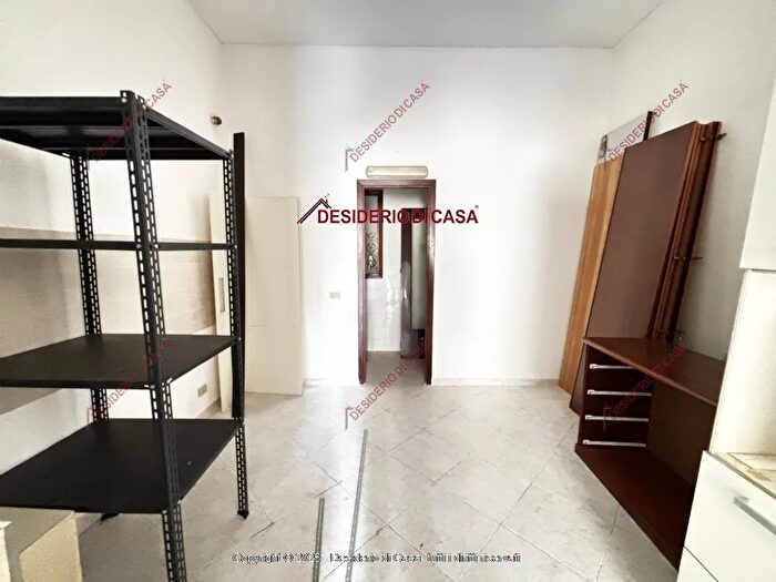 Appartamento trilocale in vendita in Via IV Novembre Cinisi Pa Italia, Cinisi