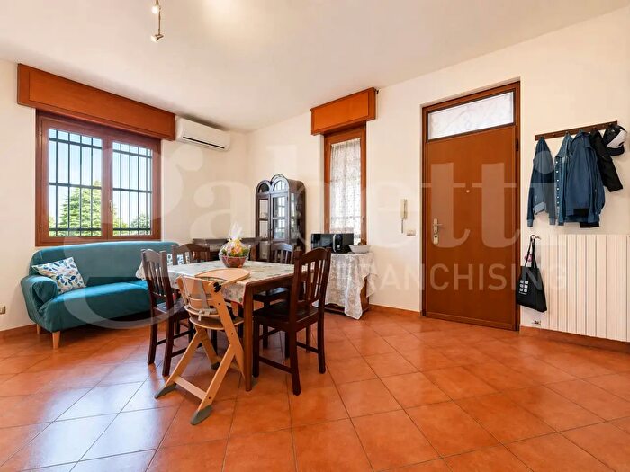 Appartamento trilocale in vendita in Via Giacomo Matteotti, Pieve Emanuele