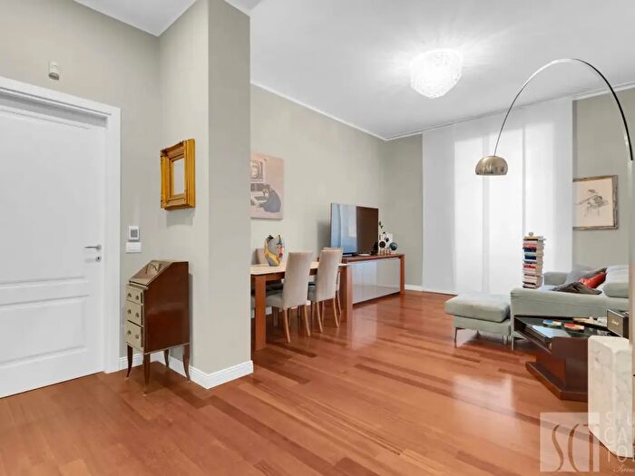 Appartamento trilocale in vendita in Via Giovanni Boccacio a, Milano