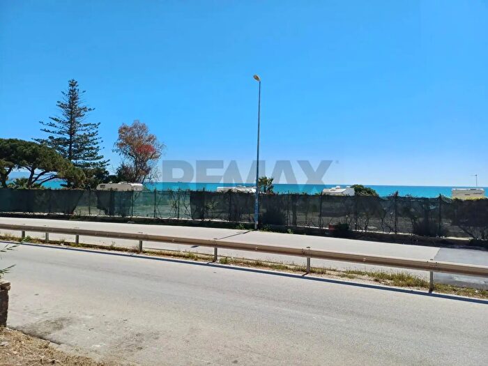 Casa bilocale in vendita in Via Nereo Sn, Porto Empedocle