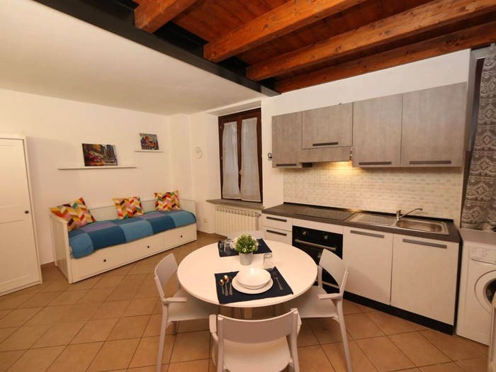 Appartamento monolocale in affitto in Via Terzaghi, Gorla Minore
