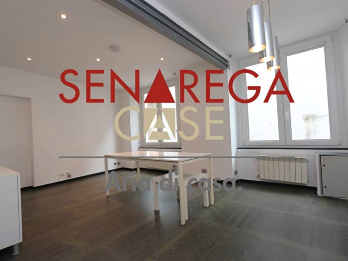 Appartamento bilocale in affitto in Salita del Prione, Molo, Genova