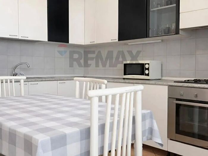 Appartamento quadrilocale in vendita in Via Monte San Gabriele, Novara