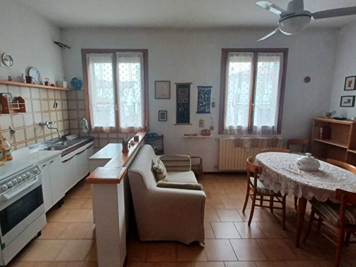 Appartamento quadrilocale in affitto in Via Marino Carletti, Centro, Copparo