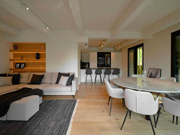 Casa con 6 locali in affitto in Viale Cristoforo Colombo, Centro, Cervia