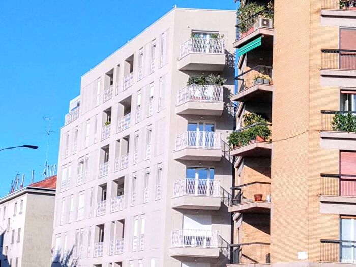 Appartamento bilocale in affitto in via Montecuccoli, Bande Nere, Milano