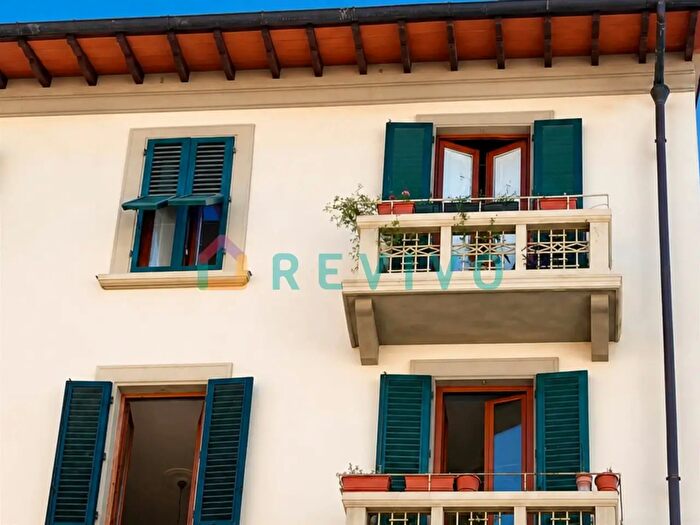 Appartamento trilocale in vendita in Via Paoletti, Firenze