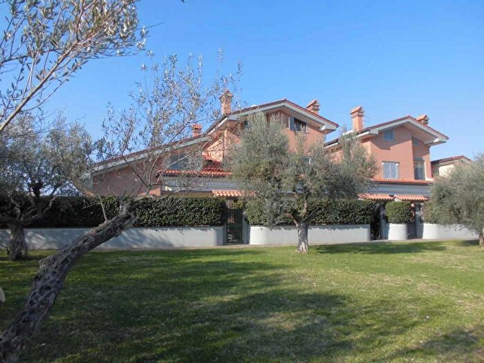 Appartamento trilocale in affitto in VIA ENRICO FERMI, Frascati