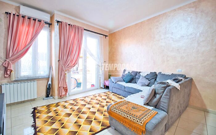 Appartamento quadrilocale in vendita in Trecate