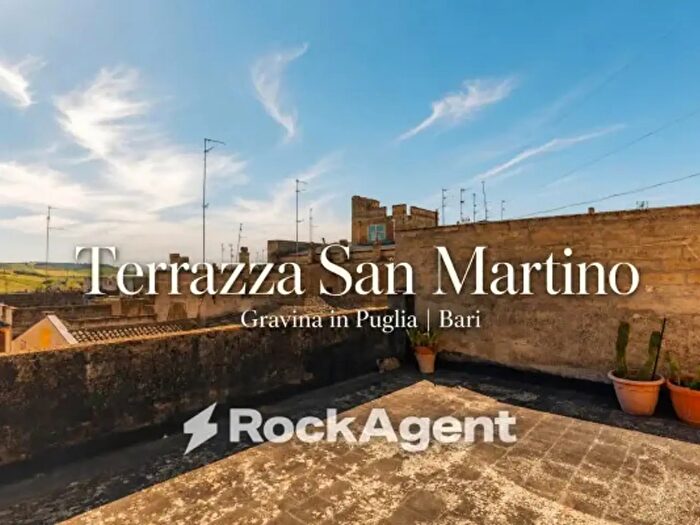 Appartamento trilocale in vendita in Via San Martino, Gravina In Puglia