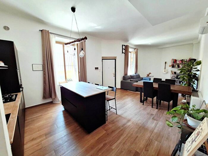 Appartamento bilocale in affitto in Via Eugenio Villoresi, Navigli Darsena, Milano