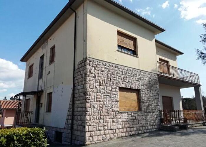 Appartamento con 6 locali in vendita in Via Cortonese, Citta Di Castello