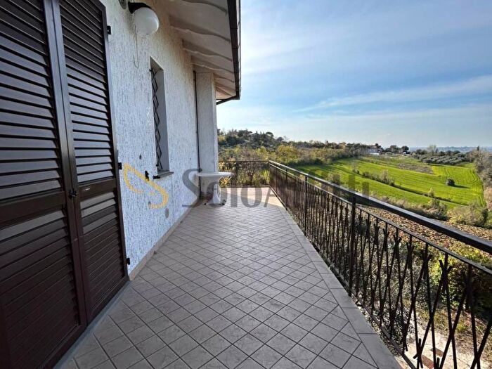 Appartamento quadrilocale in affitto in Via Santa Cristina, Santa Cristina, Rimini