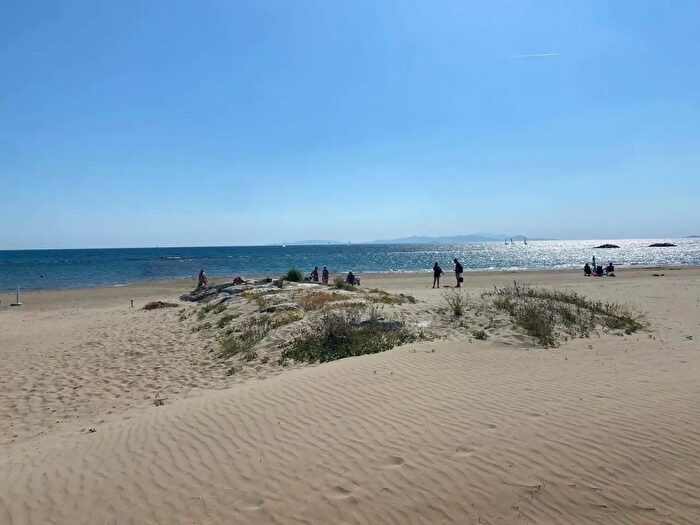 Appartamento con 5 locali in vendita in Follonica