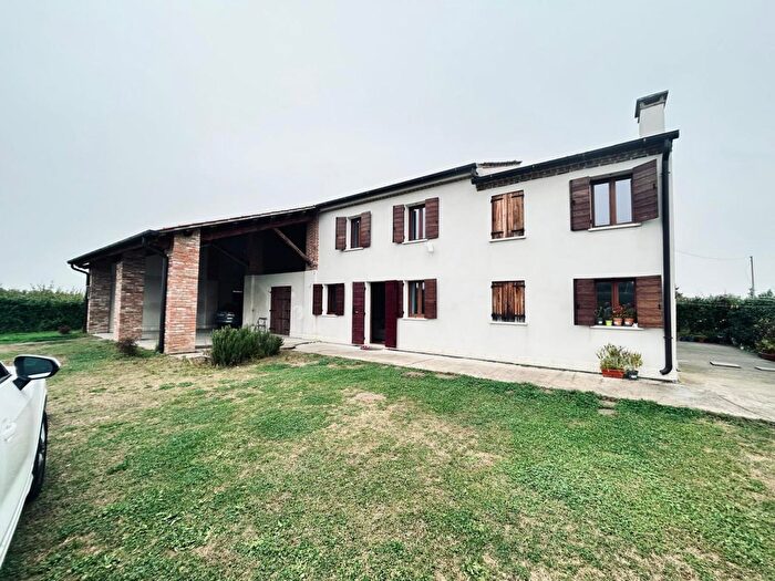 Casa quadrilocale in vendita in Masi