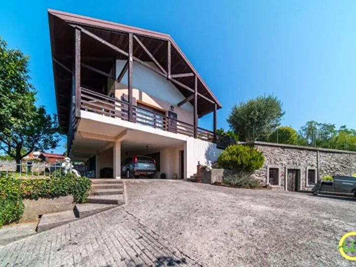 Casa con 6 locali in vendita in Via Collosomano, Buja