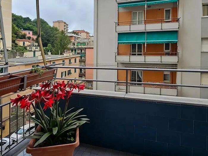 Appartamento con 5 locali in vendita in Via Berno, Genova
