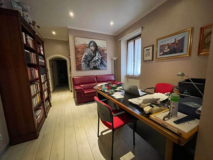 Appartamento quadrilocale in vendita in Via dellArringo Terni, Terni