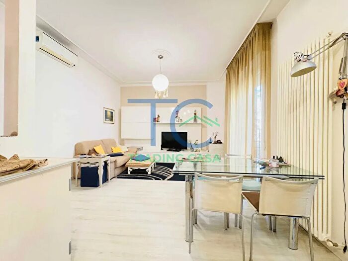 Appartamento bilocale in vendita in Via Giacomo Lanza, Piacenza