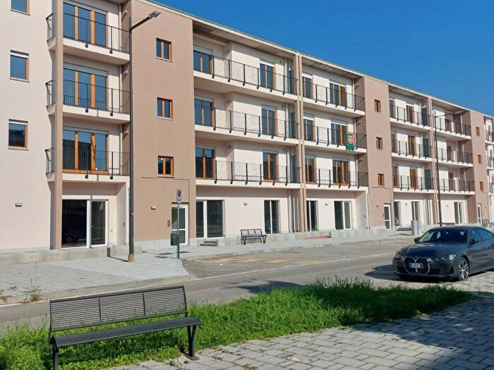 Appartamento trilocale in affitto in Piazza dArmi, Corso Alessandria, Asti