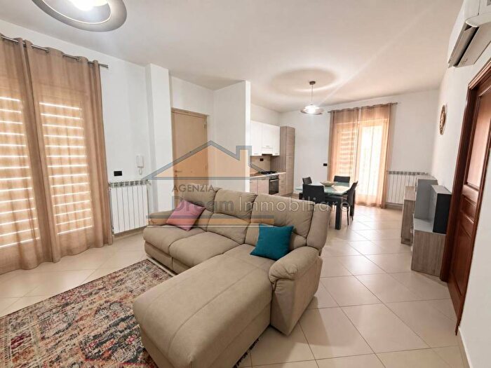 Appartamento trilocale in affitto in Via Oasi Sacro Cuore, Giardini Oasi Sacro Cuore, Giugliano in Campania