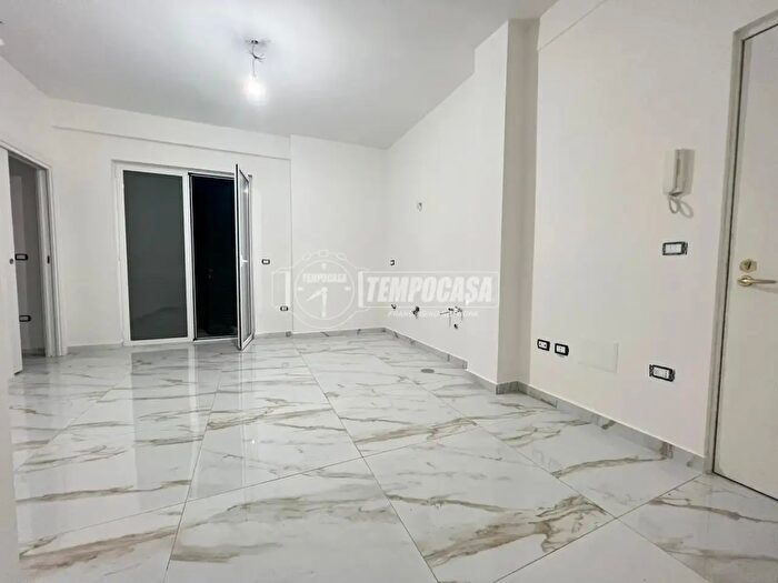 Appartamento monolocale in vendita in Viale Campi Flegrei, Napoli