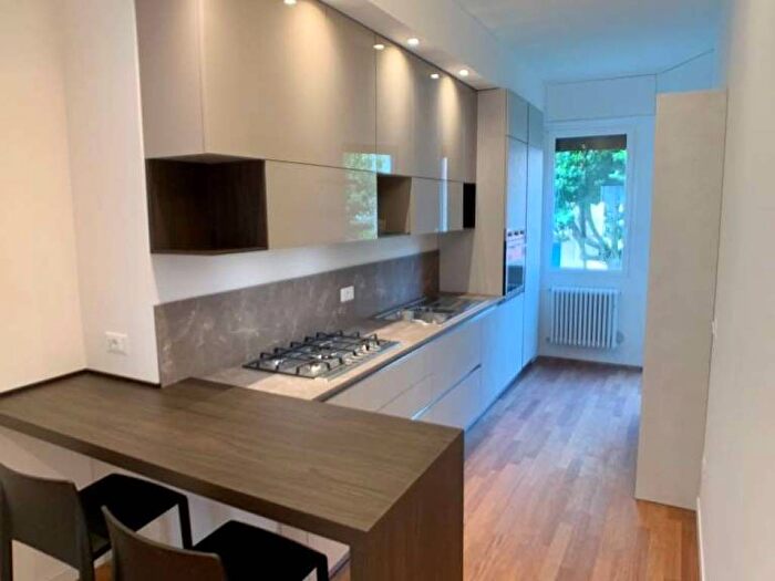 Appartamento trilocale in affitto in Via Romolo Gessi, Washington, Milano