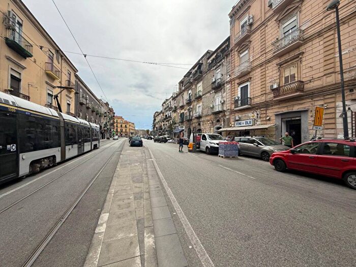 Appartamento quadrilocale in affitto in Corso San Giovanni a Teduccio, San Giovanni a Teduccio, Napoli