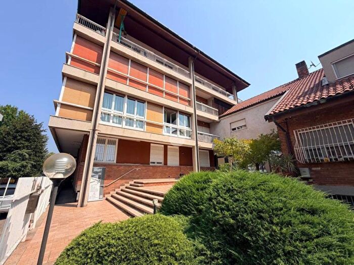 Appartamento trilocale in affitto in Via Piemonte, San Fruttuoso, Monza