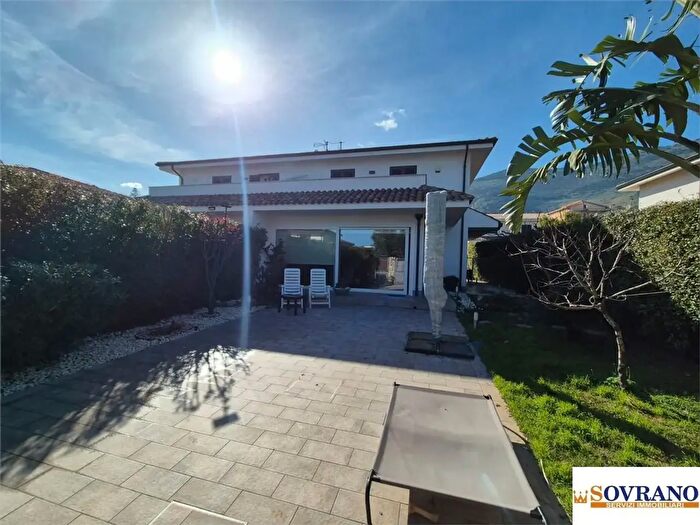 Casa con 5 locali in vendita in Carini