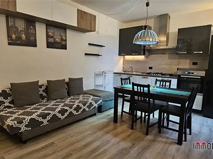 Appartamento trilocale in vendita in Colle Di Val DElsa