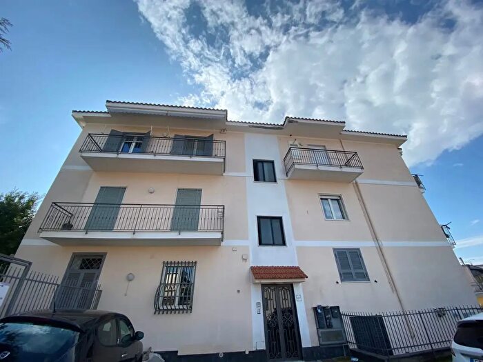 Appartamento trilocale in vendita in Via Benedetto Cozzolino, Ercolano