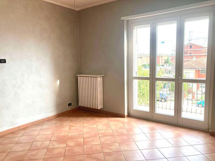 Appartamento quadrilocale in affitto in Via Cristoforo Colombo, Centro, Poirino